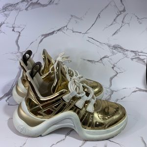 Louis Vuitton Archlight Sneakers Gold size 37